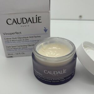 CAUDALIE Brightening Glycolic Night Cream
VINOPERFECT